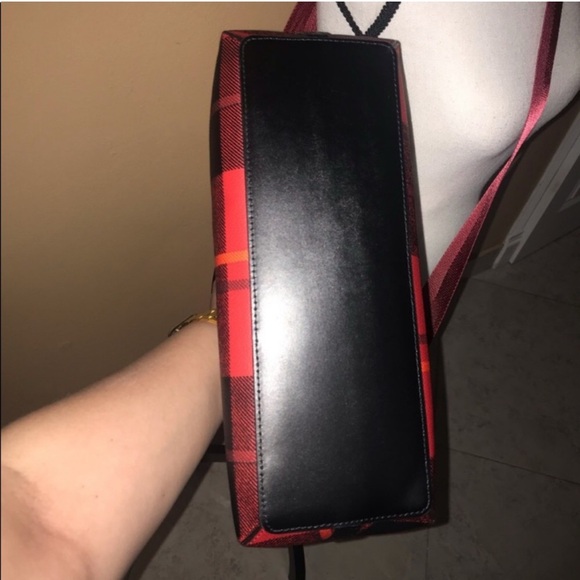 ♥️♥️♥️ Authentic- Kate Spade hand bag ( medium) - Picture 9 of 12